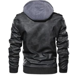 Casaco de cabedal preto com capuz